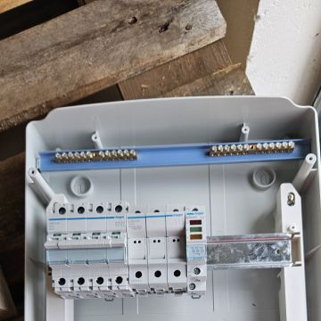 DiasVolt Energy - Estarreja - Installation de lampe
