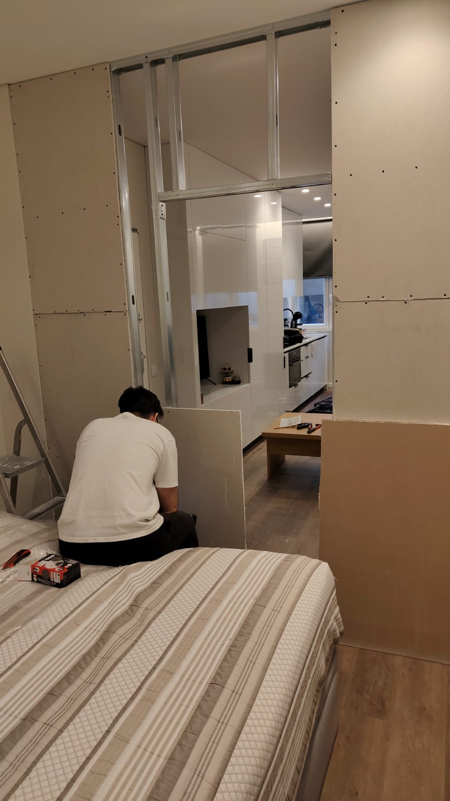 Lapin Remodelações - Braga - Instalação, Reparação ou Remoção de Revestimento de Parede