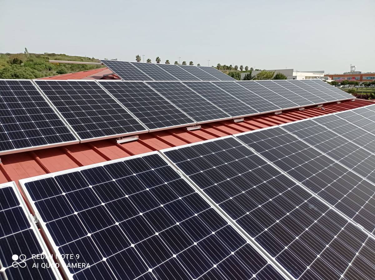 Trigueiros - Seixal - Reparación de paneles solares