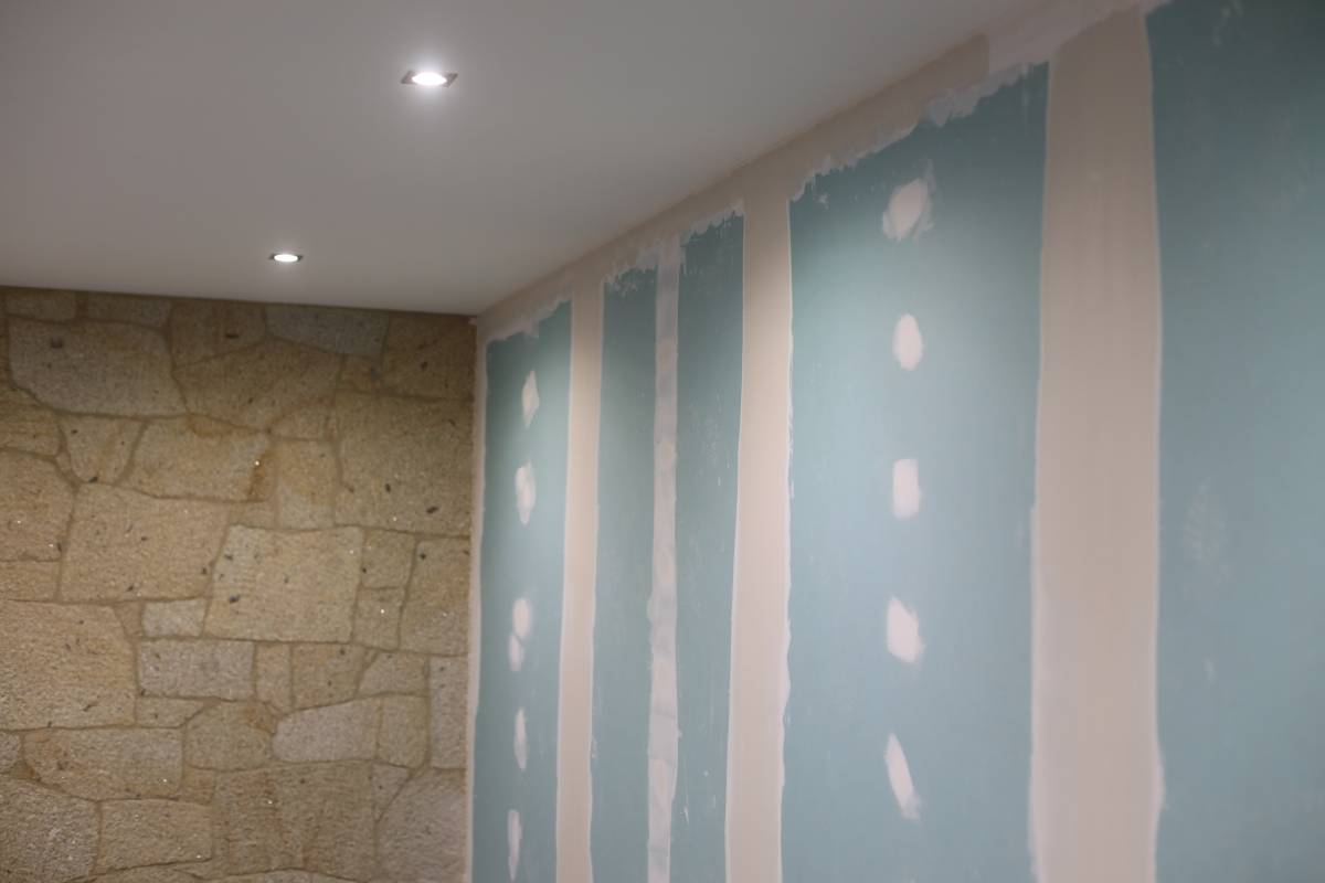 Ele faz de Tudo - Braga - Lamp Installation
