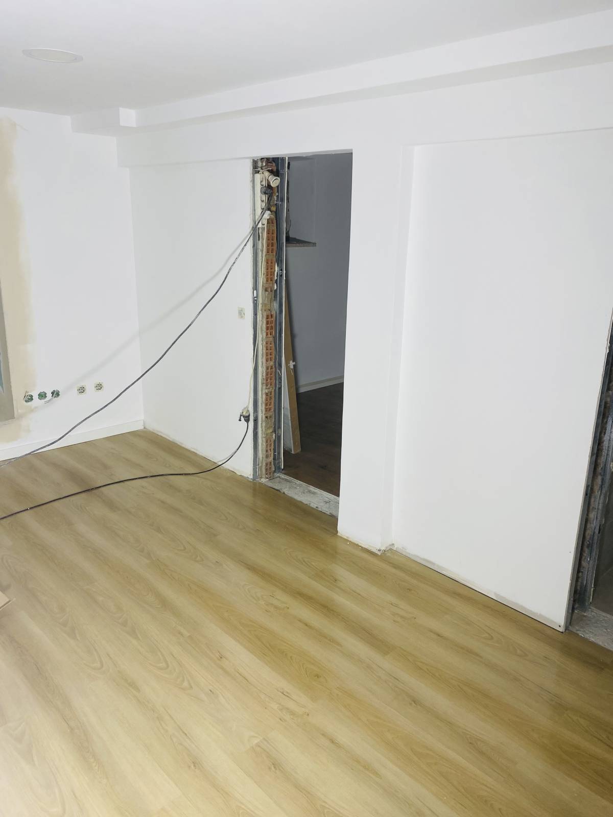 MR Construir - Viseu - Cabeleireiros e Barbeiros