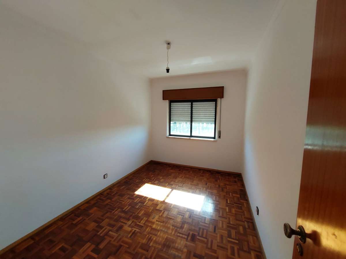 Vall Solutions - Sintra - Move-in or Move-out Cleaning