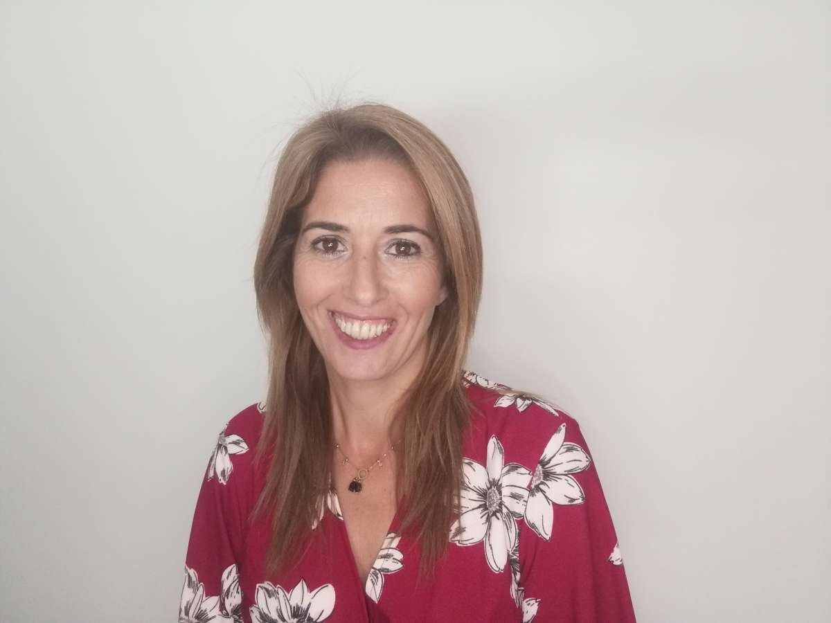 Carla Saúde - Santa Maria da Feira - Medicinas Alternativas e Hipnoterapia