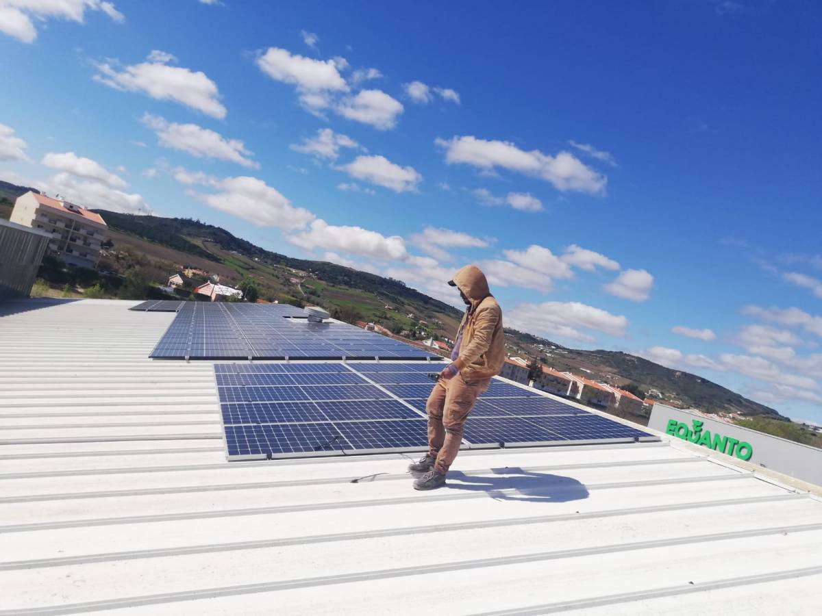 Trigueiros - Seixal - Reparación de paneles solares