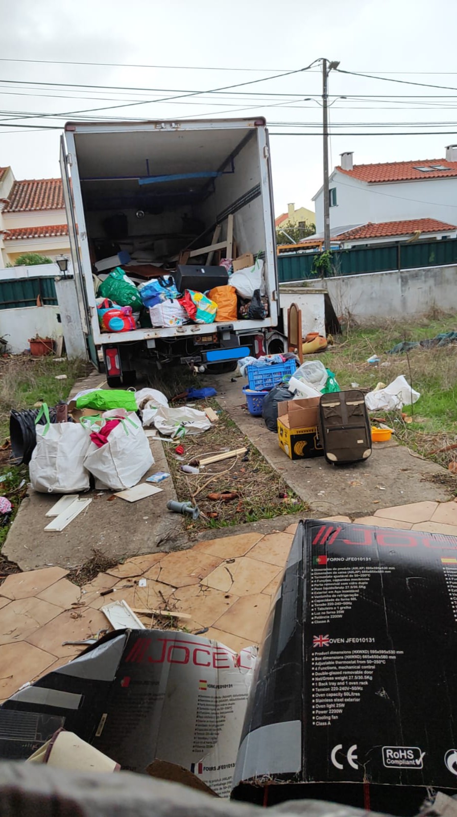 CLYON - Seixal - Enlèvement de déchets et de gravats