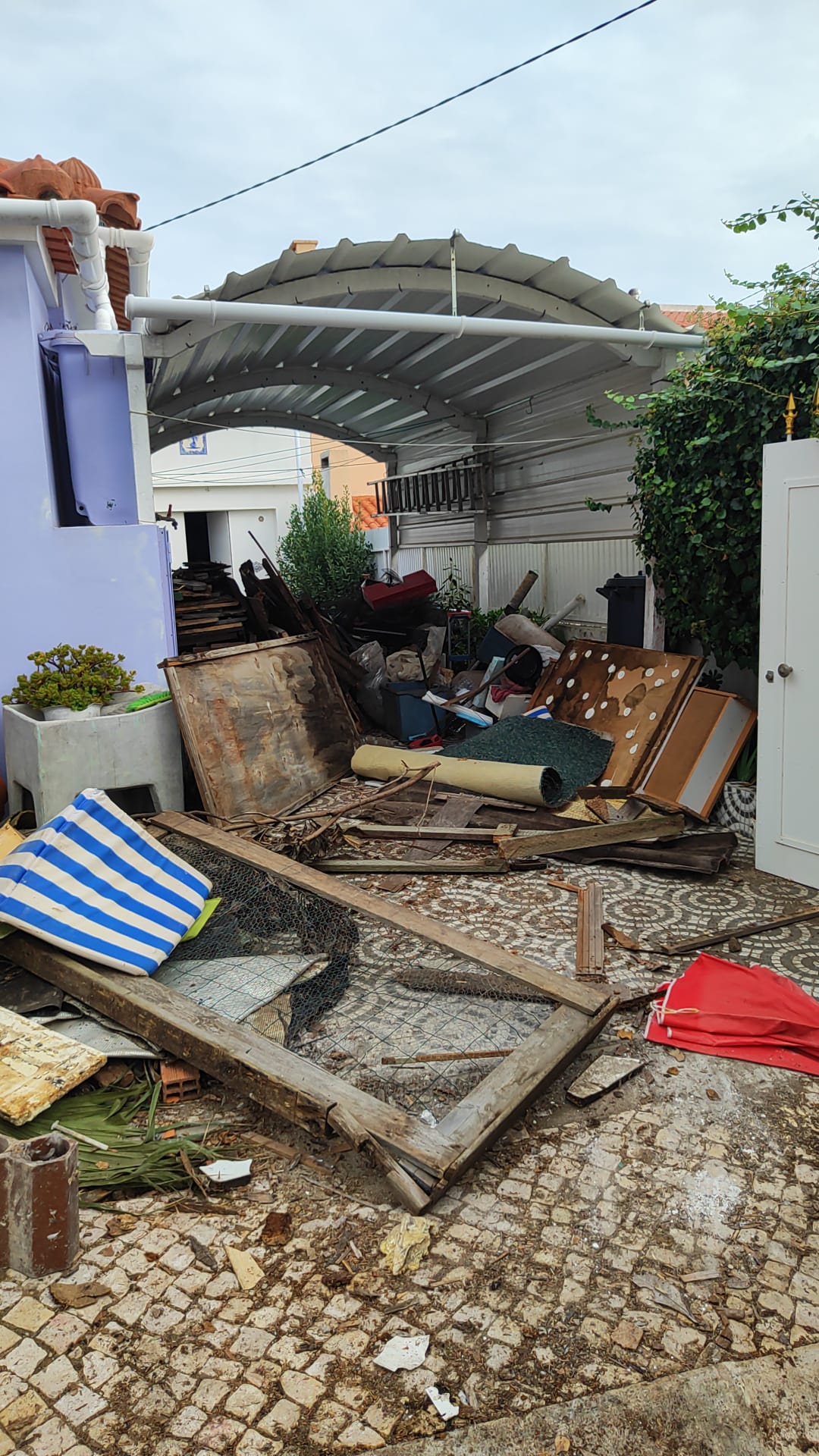 CLYON - Seixal - Enlèvement de déchets et de gravats