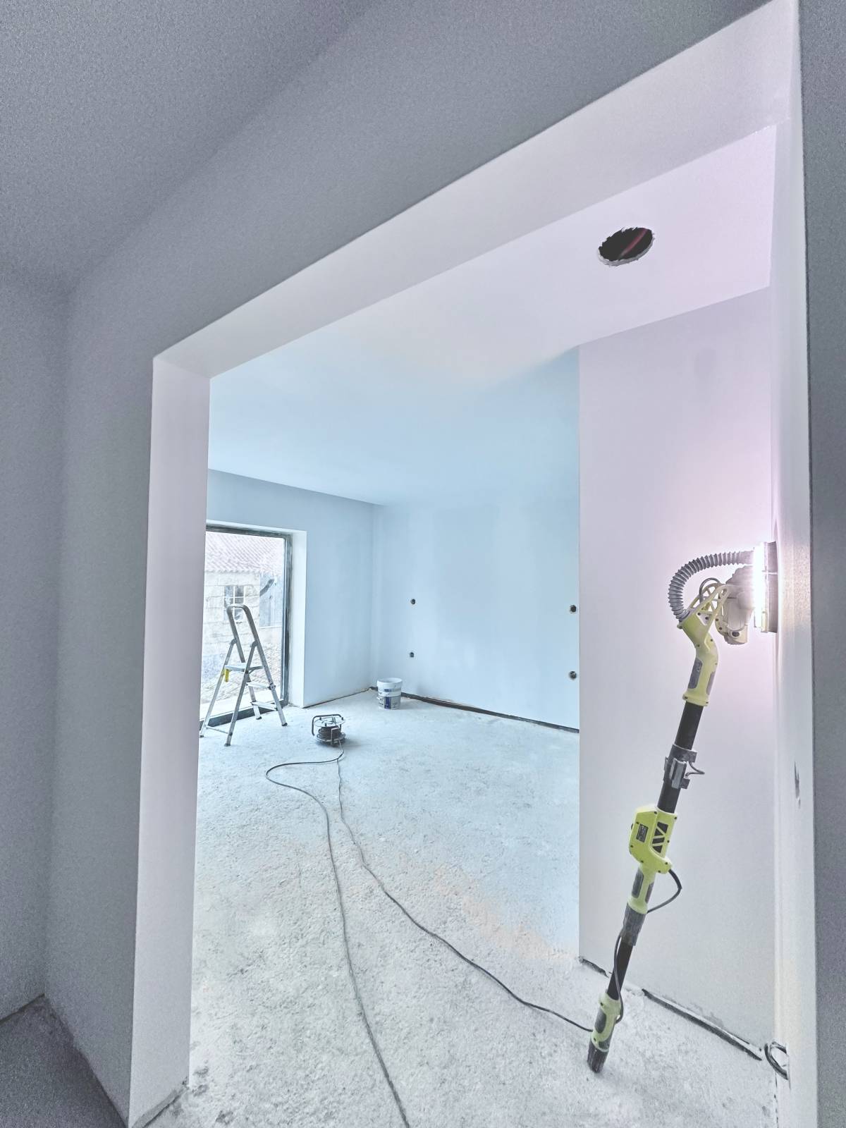 MR Construir - Viseu - Cabeleireiros e Barbeiros