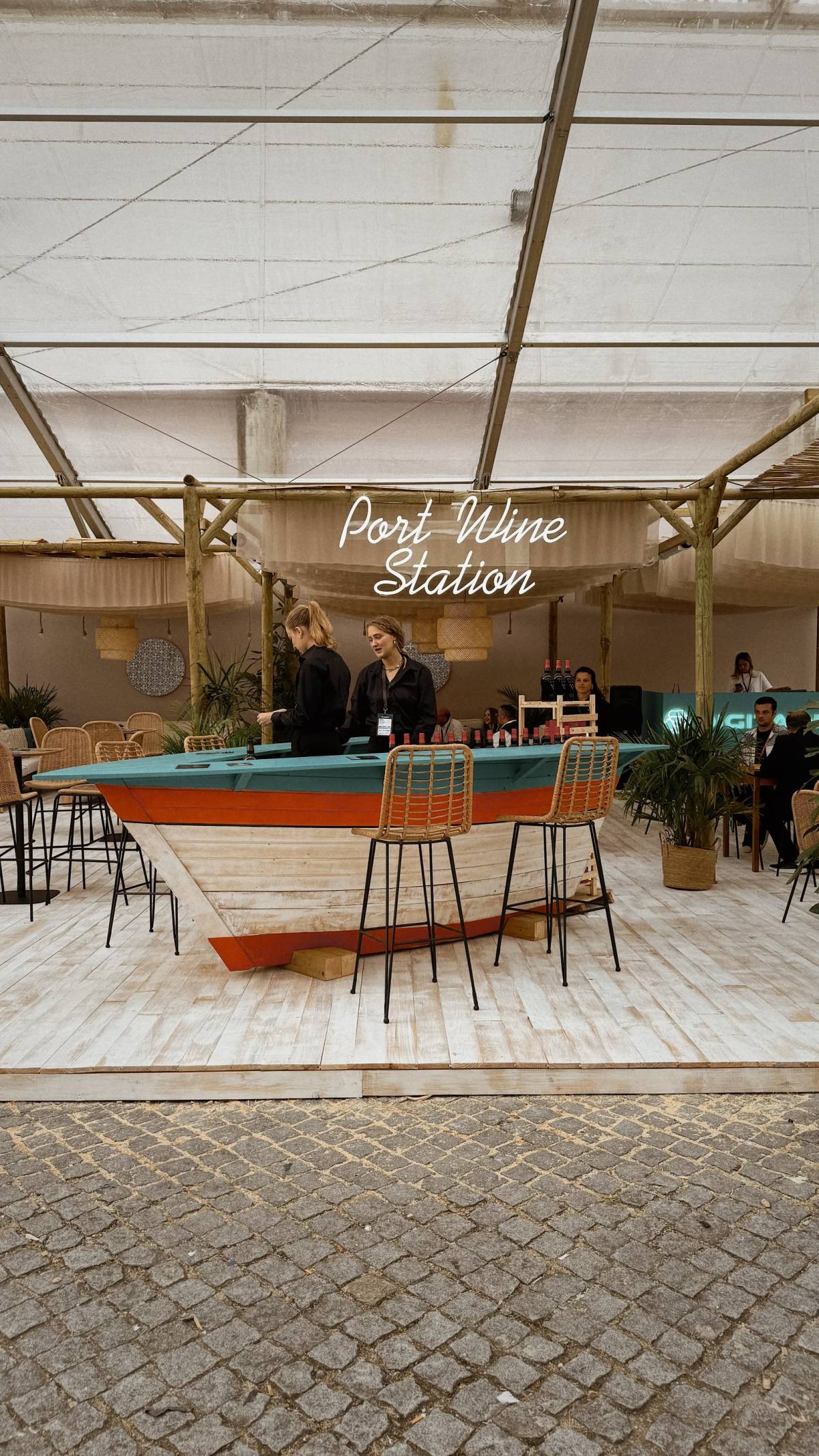 Gerlach Crew - Porto - Lampeninstallation
