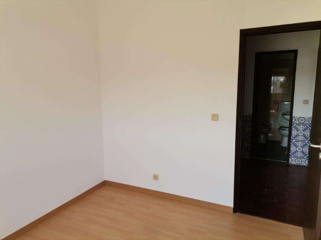 Vall Solutions - Sintra - Property Cleanup