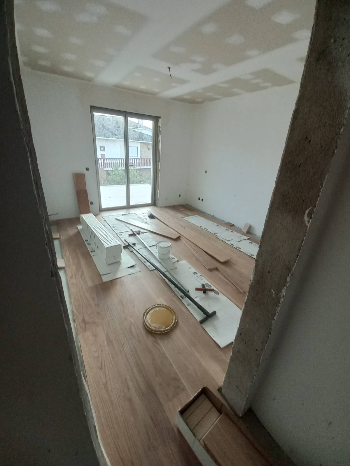 Gomes e sampaio - Oeiras - Stone or Tile Flooring Installation