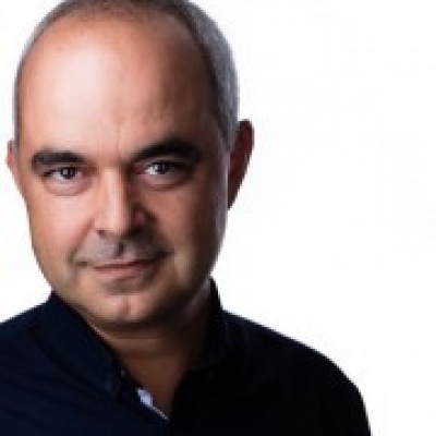 Pedro Couto - Vila Nova de Famalicão - Headshot Photography (Custom)