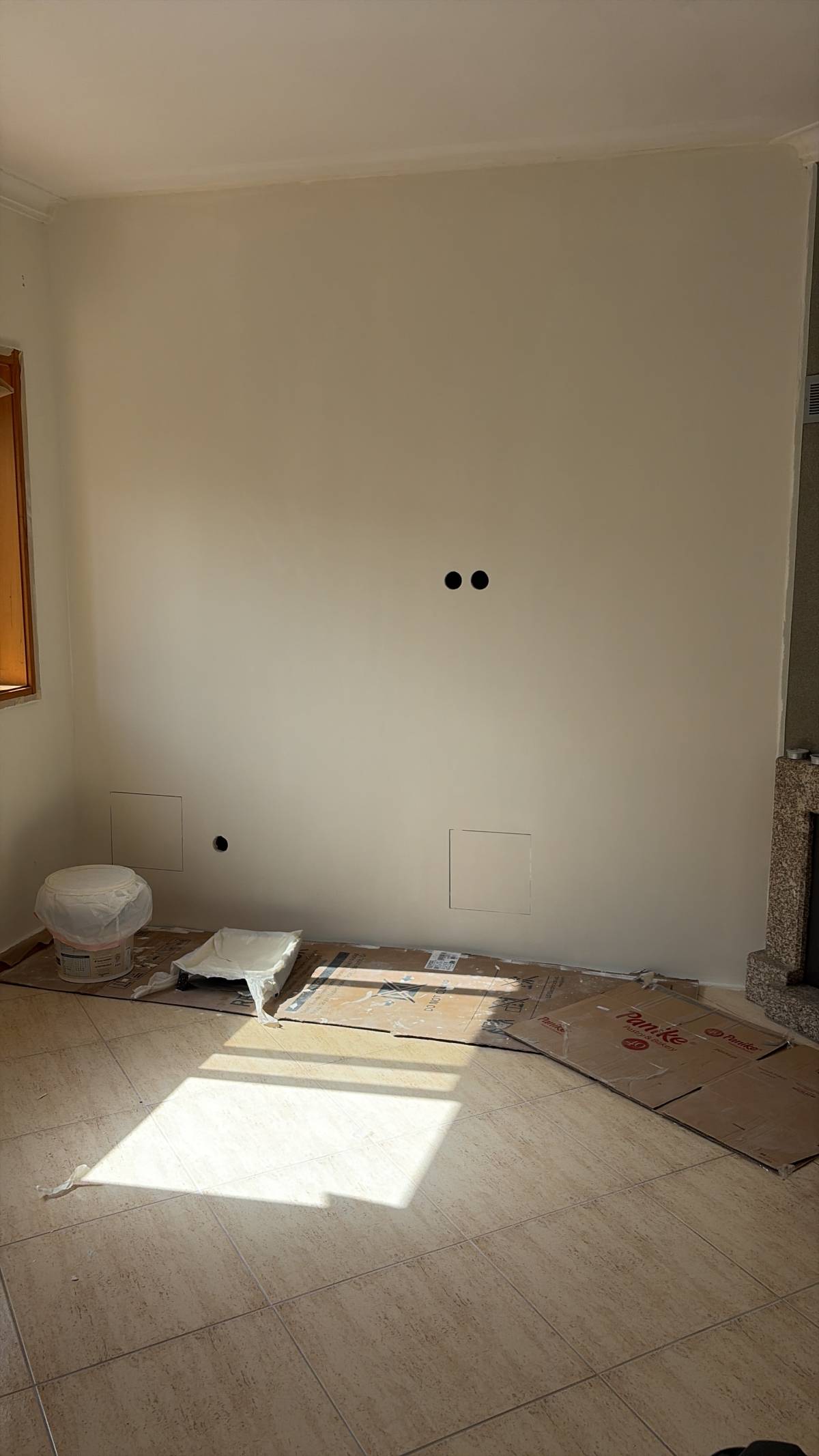 Drywall specialist