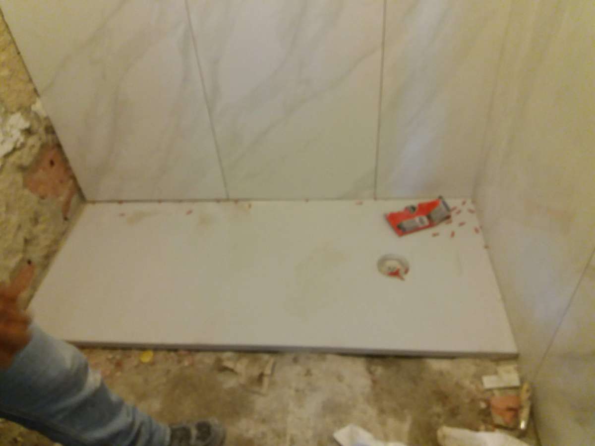 ModuloCerto Unipessoal Lda - Sintra - Vinyl or Linoleum Repair or Partial Replacement