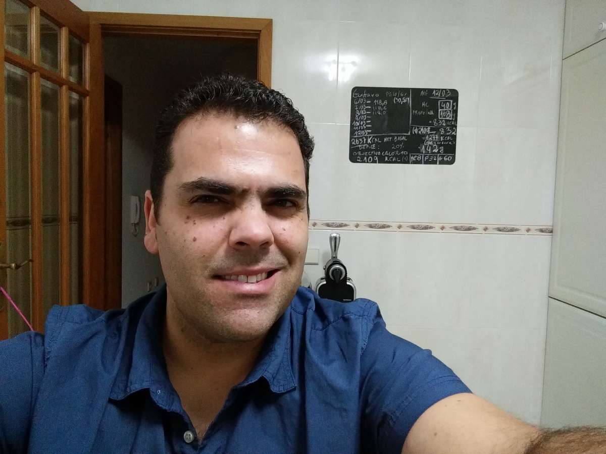 Gustavo H. B. Almeida - Vila do Conde - Basic Math Tutoring