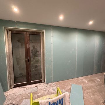 Toca Buildings - Braga - Interior Wall Addition