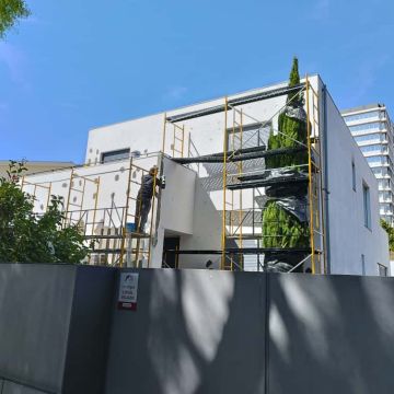 Almeida & Gama - Construções, Lda. - Porto - Abdichten der Außenwand