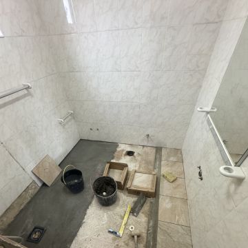 Oliveiras Remodelação - Rio Maior - Müllbeseitigung