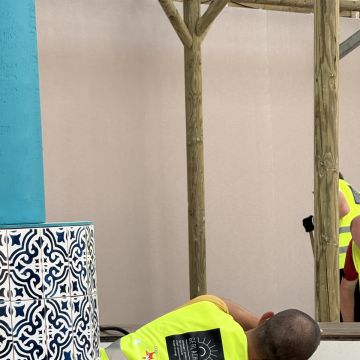 Gerlach Crew - Porto - Dog Fence Installation