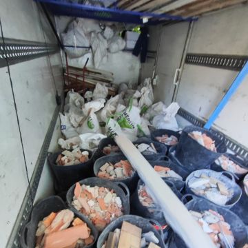 CLYON - Seixal - Enlèvement de déchets et de gravats