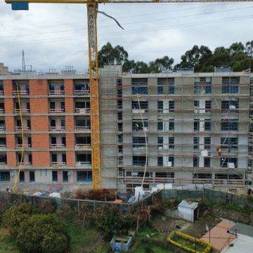Almeida & Gama - Construções, Lda. - Porto - Abdichten der Außenwand