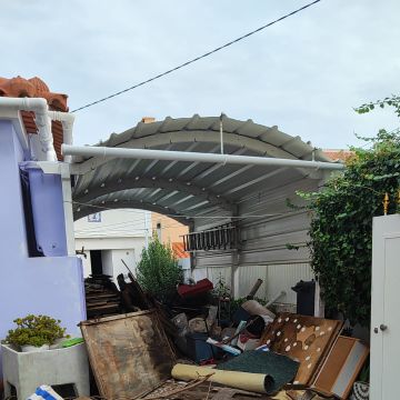 CLYON - Seixal - Enlèvement de déchets et de gravats
