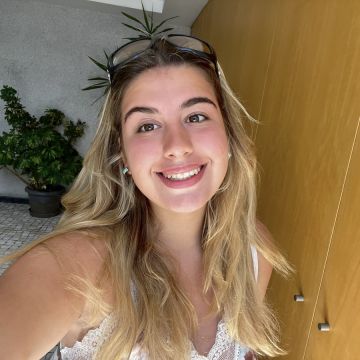 Bianca Ferreira - Odivelas - Office Cleaning (Recurring)