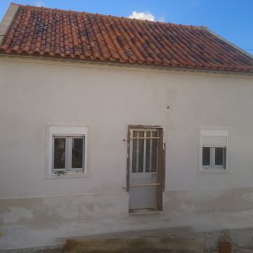 Fabiano - Caldas da Rainha - Stone or Tile Flooring Installation
