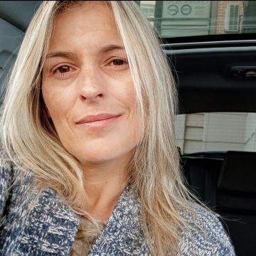 Professora Português_Inglês_2⁰ Ciclo - Almada - Tutorías para presentarse al TOEFL