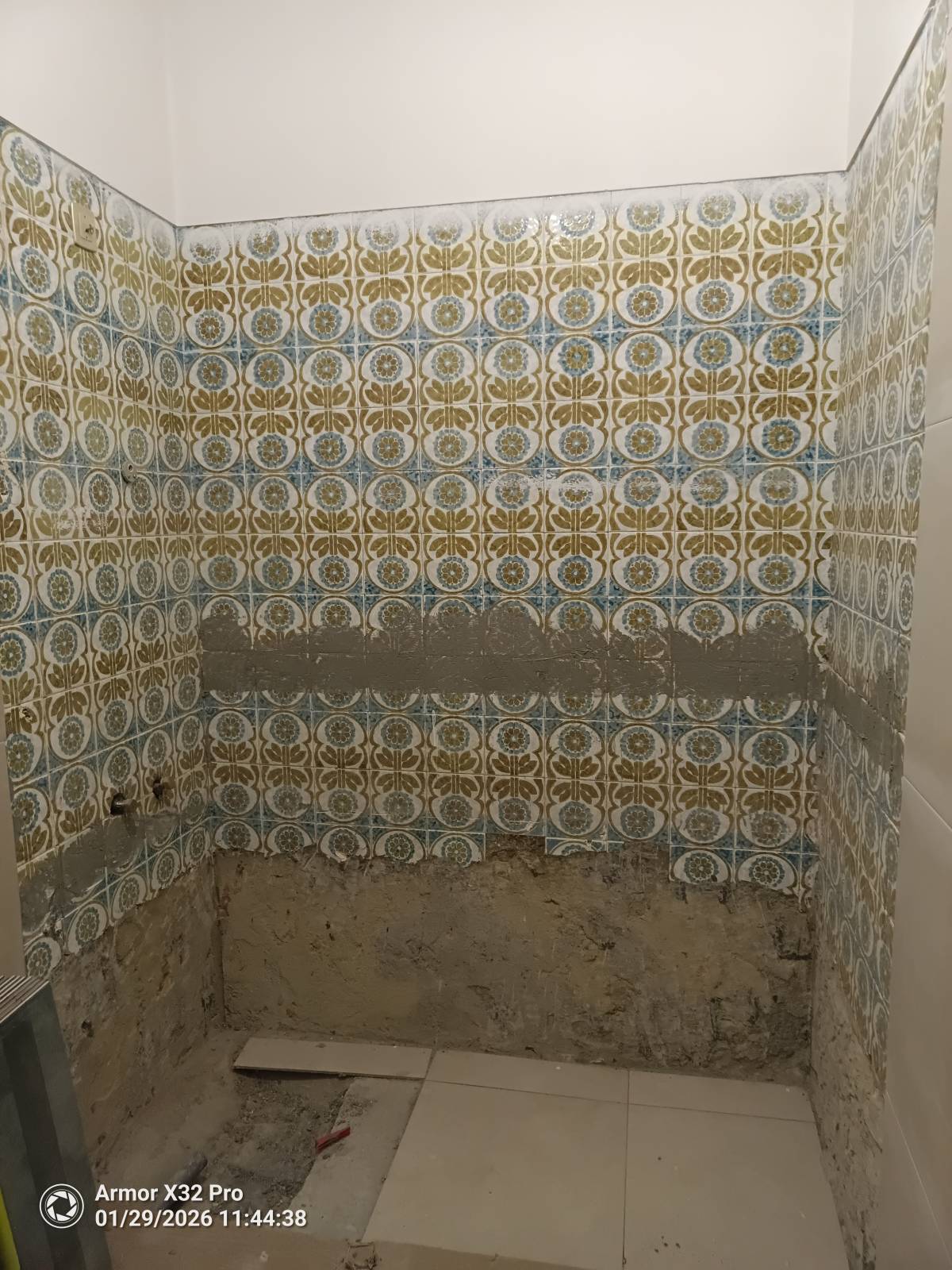 Só só construção - Seixal - Réparation et texturage de cloisons en plaques de plâtre
