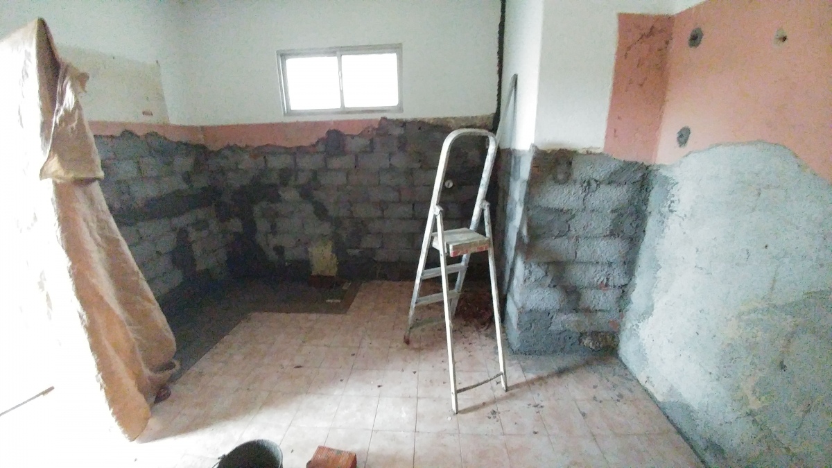 ArmindoMendesConstruções - Lousã - Instalação de Pavimento em Pedra ou Ladrilho