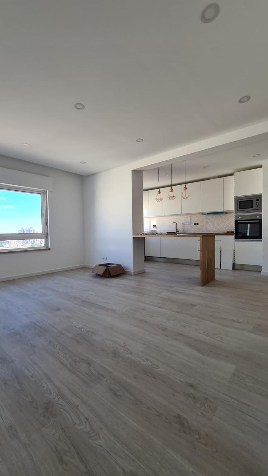 CGL- Serviços Gerais - Benavente - Instalação de Tubos de Canalização