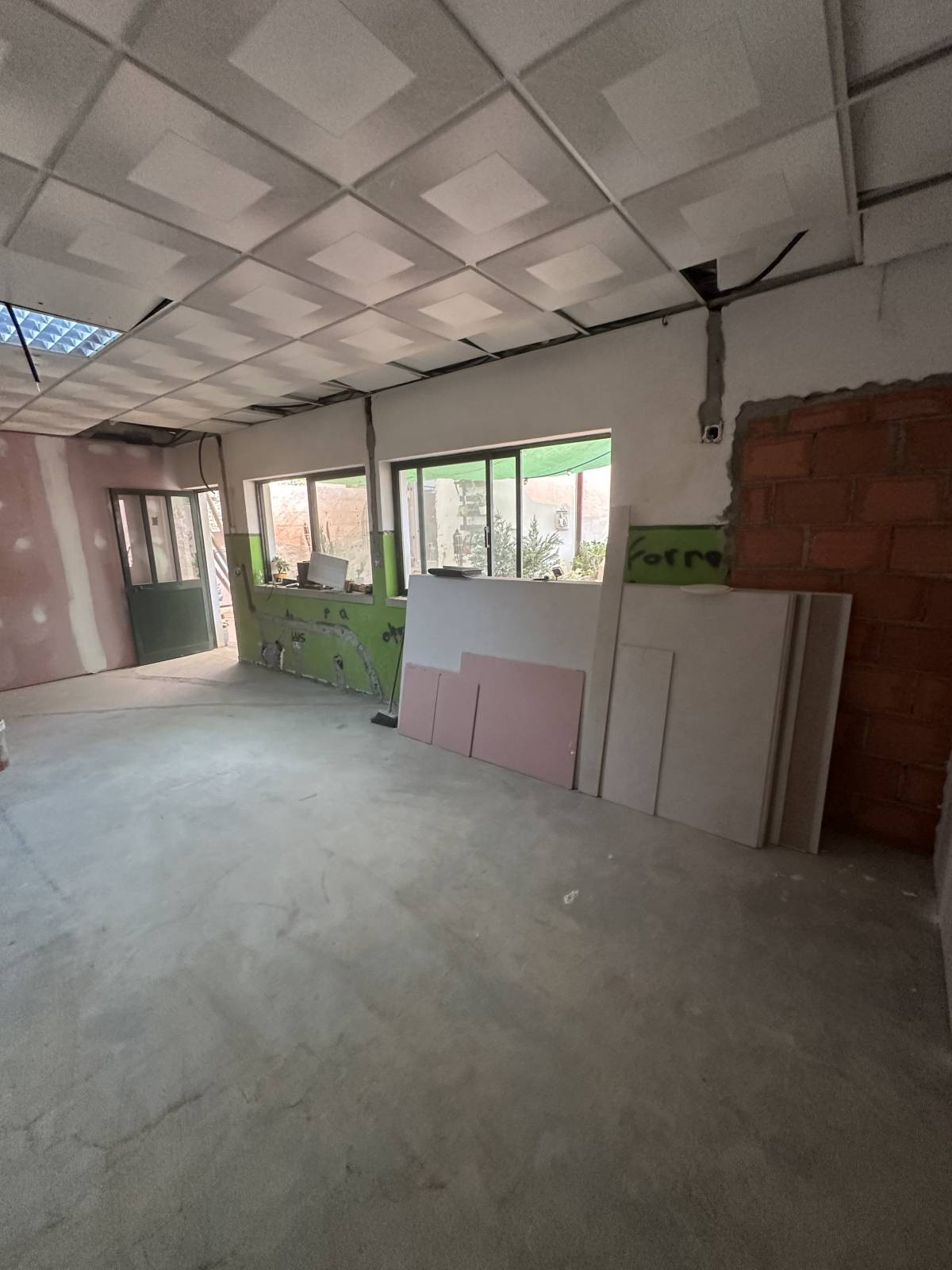 Construções Rodrigues - Castelo Branco - Instalação de Ventoinha