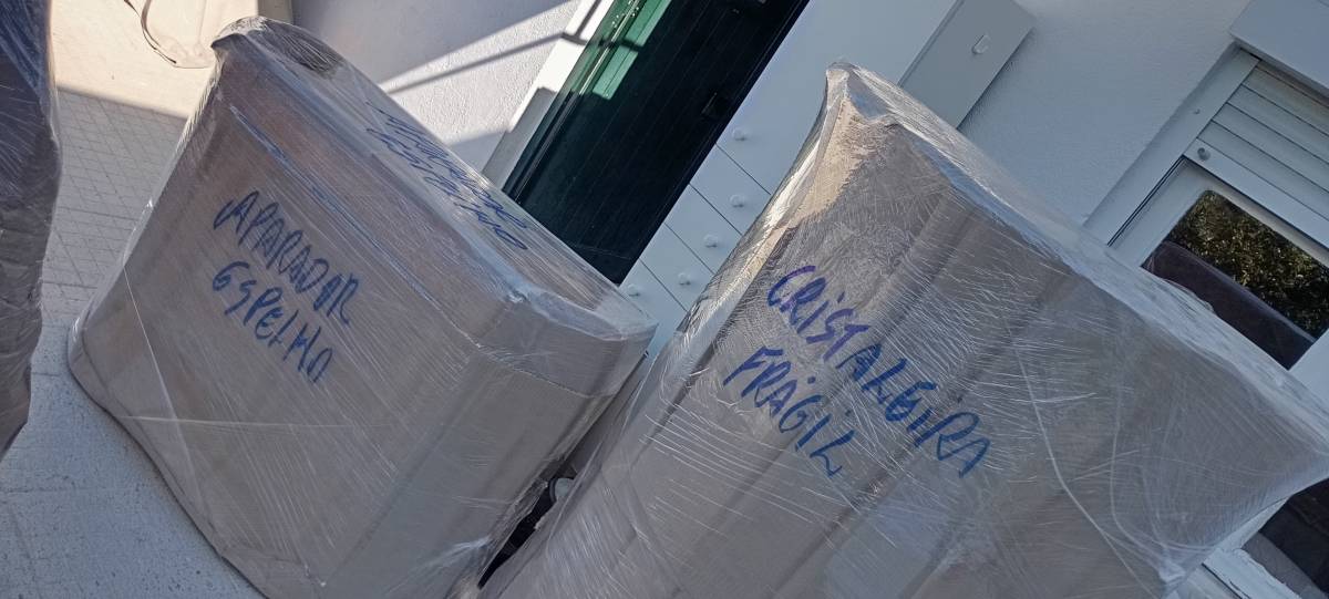 STANLEY TRANSPORTES - Seixal - Mudanças