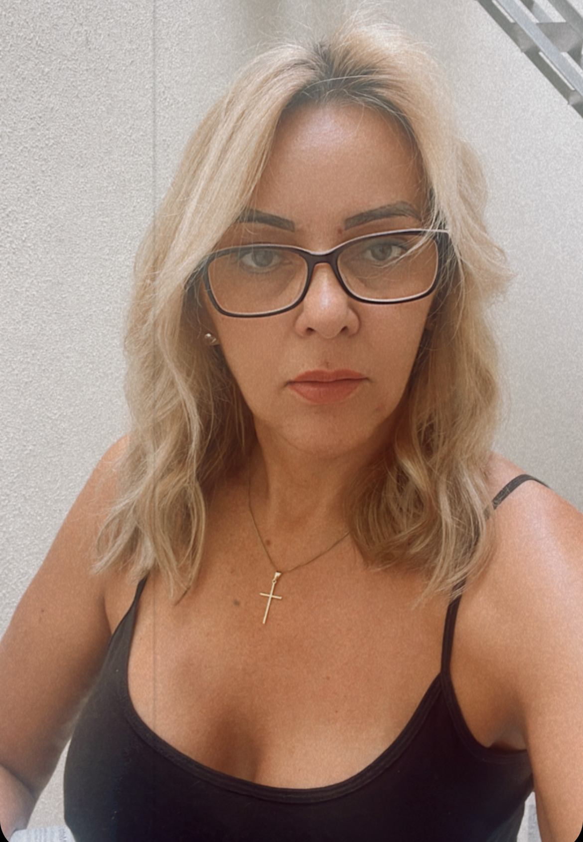 Maria Araujo - Almada - Crib Assembly