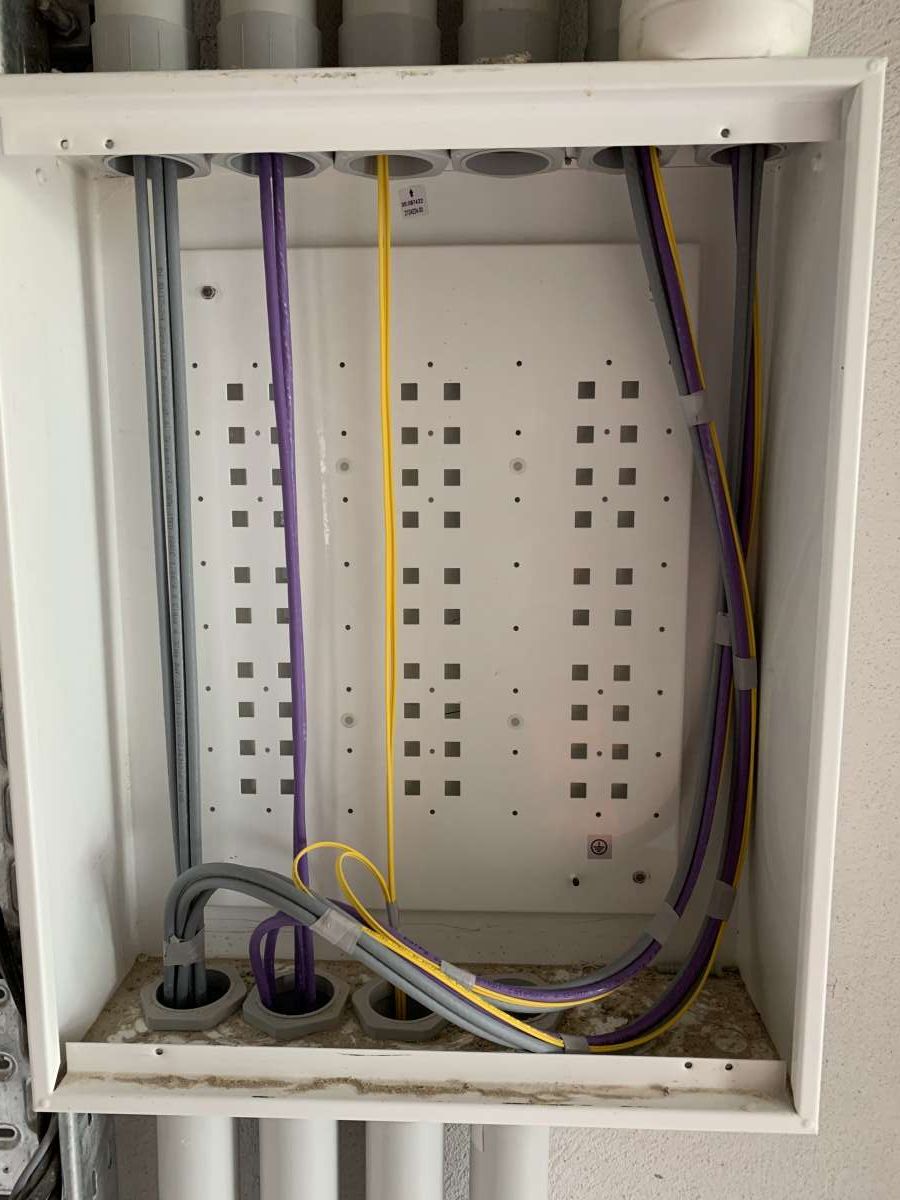 DLTeK - Unipessoal Lda. - Sintra - Electrical and Wiring Issues