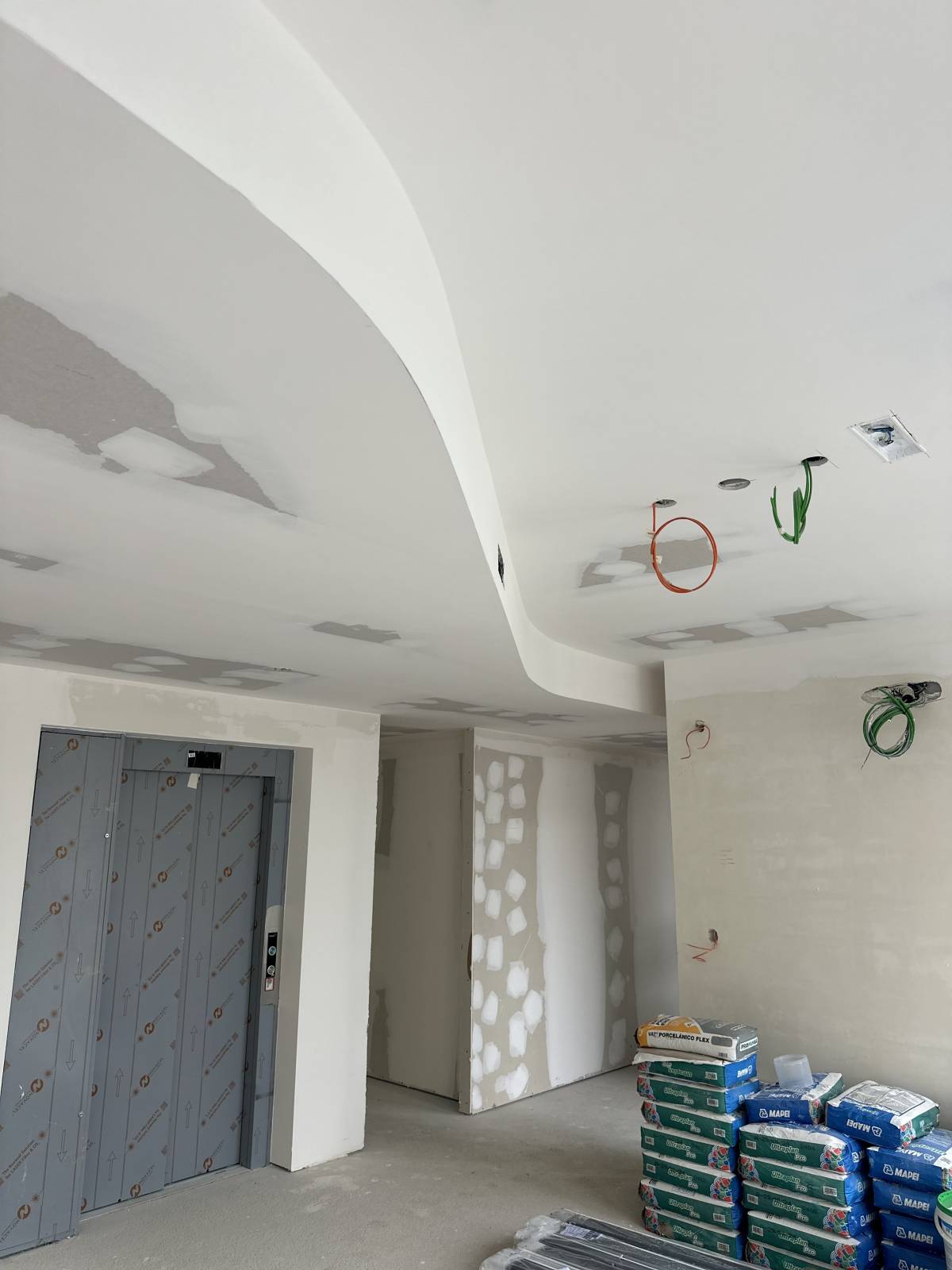 Daniel Pladur - Águeda - Siding Installation, Repair, or Removal