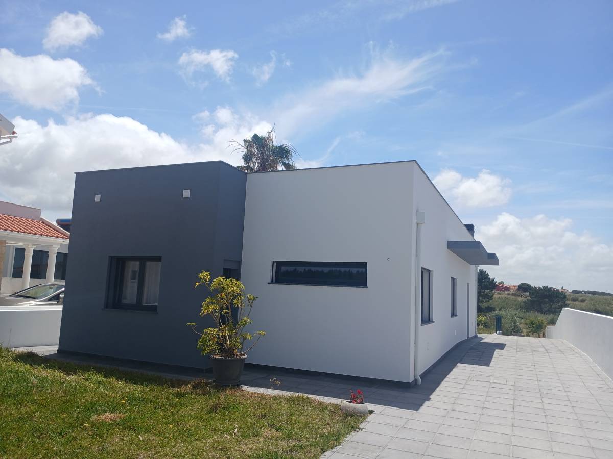 Home Repair PINTURAS E REMODELAÇÕES - Peniche - Dachreinigung