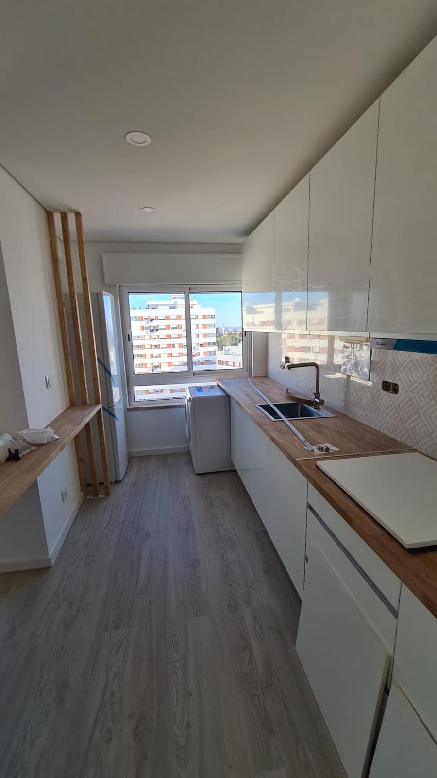 CGL- Serviços Gerais - Benavente - Instalação ou Substituição de Telhado