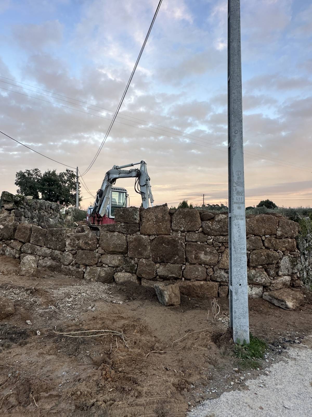 Construções Rodrigues - Castelo Branco - Instalação ou Substituição de Calhas