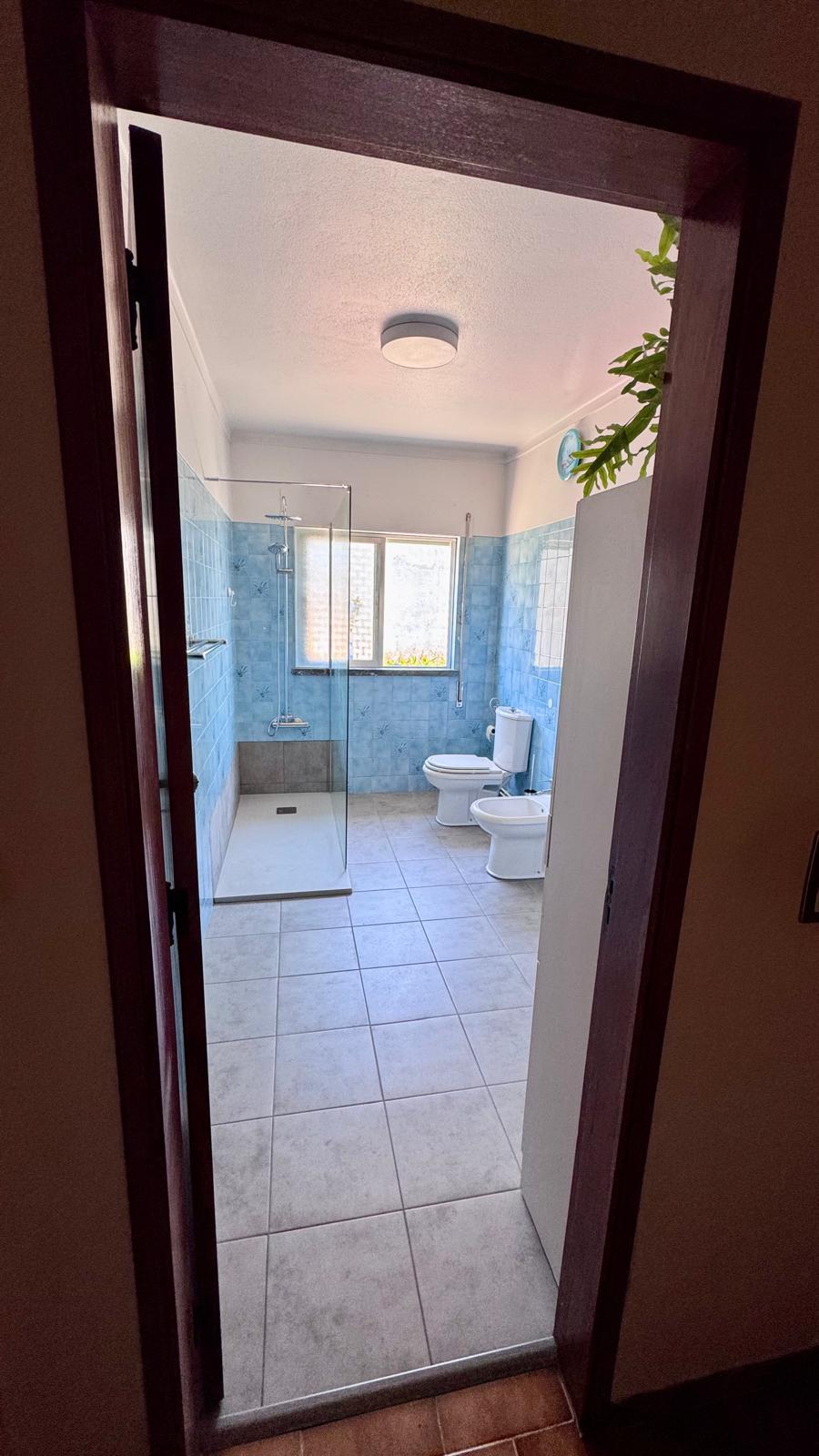 Remodelação de Casa de Banho - Remodelações e Construção