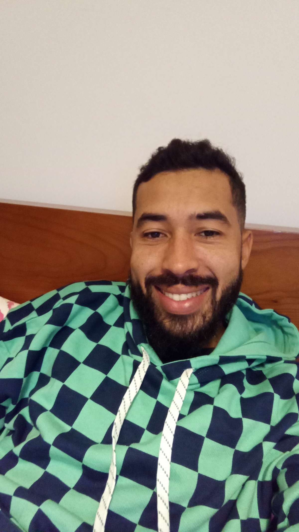 Rodrigo - Vila Nova de Gaia - Crib Assembly