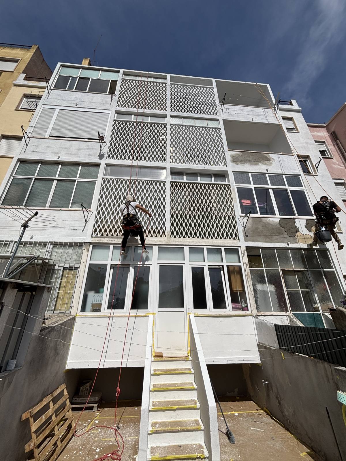 Bethel remodelação e serviços de rapel - Cascais - Eliminación de amianto