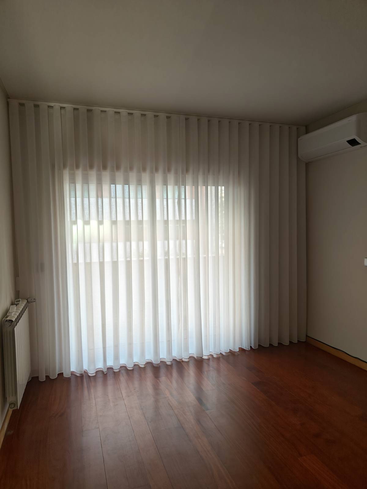 Alvuria Cortinas por Medida - Guimarães - Decoradores