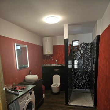 Evaristo Felix Remodelaçoes - Estremoz - Instalação, Reparação ou Remoção de Revestimento de Parede