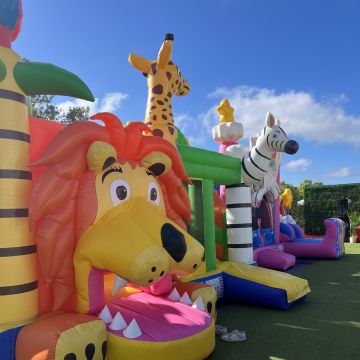 Mega Saltos - Cascais - Animation (Aufblasbare Partyartikel)