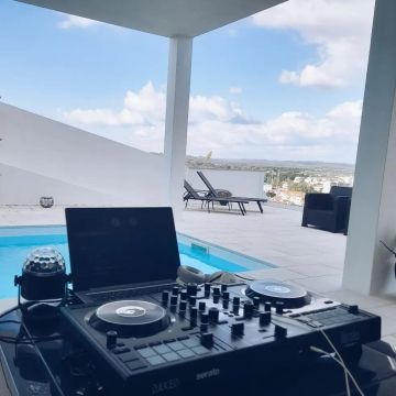 Carolina Condeço - Lisboa - DJ para Casamentos
