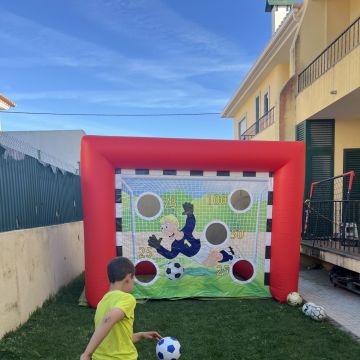Mega Saltos - Cascais - Aufblasbare Partyartikel mieten
