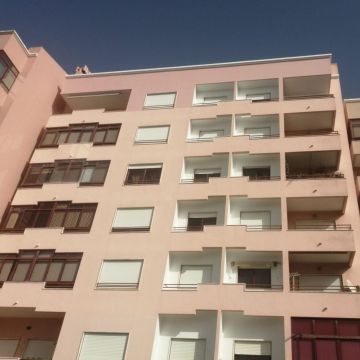 Howds - Lisboa - Odd Jobs Service