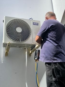 José Fazendo AC Instalador - Águeda - Instalação de Ventoinha
