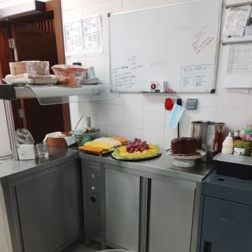 Parniyan’s Kitchen – Catering & Eventos - Porto - Catering Services